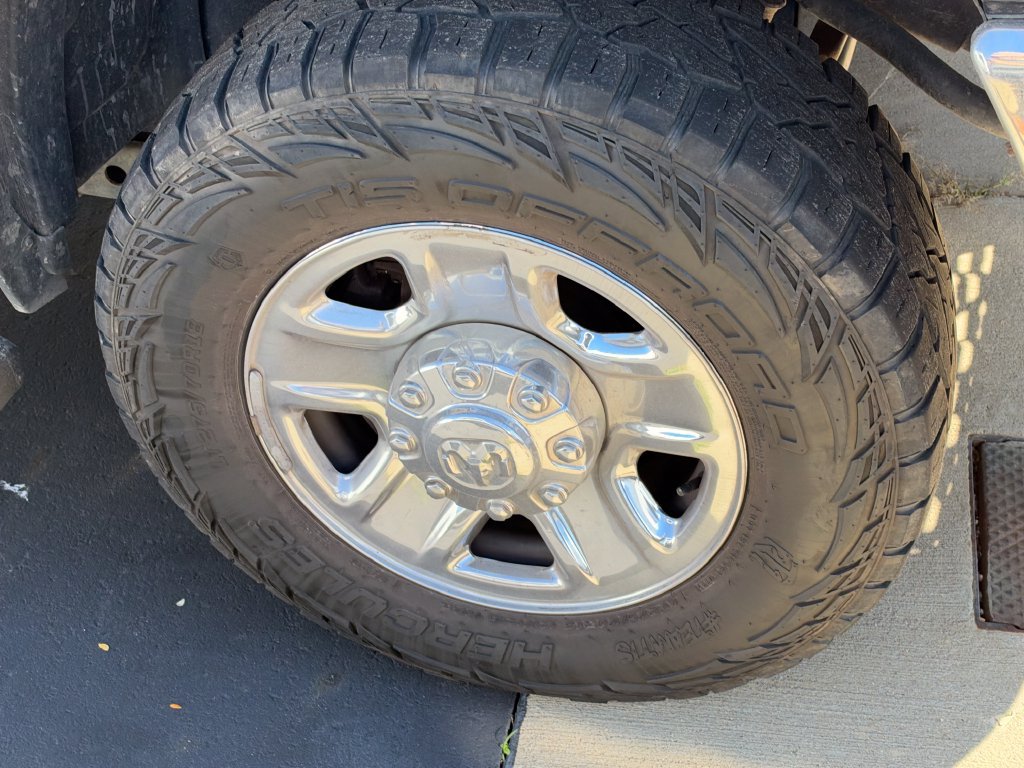 Used 2019 RAM 2500 Tradesman AWD/4WD image 9