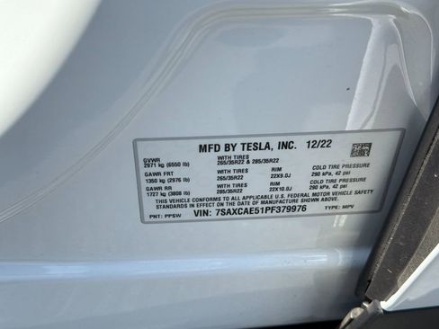 Used 2023 Tesla Model X AWD/4WD image 32
