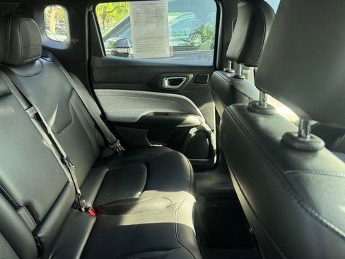 Used 2023 Jeep Compass Latitude w/ Sun and Sound Group image 7