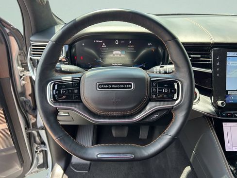 Used 2023 Jeep Grand Wagoneer Series III w/ Rear Seat Video Group 1 AWD/4WD image 34