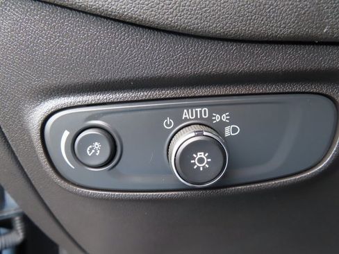 Certified 2024 Chevrolet Equinox RS image 30