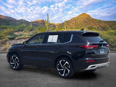 Used 2024 Mitsubishi Outlander SE AWD/4WD image 8