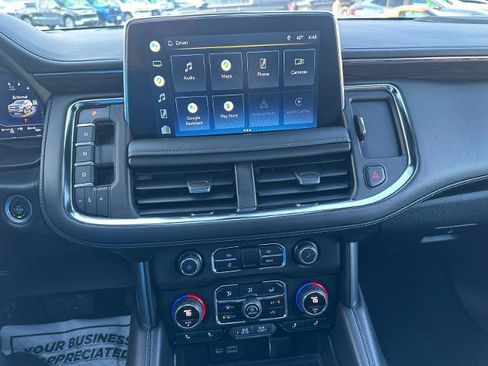 Used 2022 Chevrolet Suburban Z71 w/ Luxury Package image 40