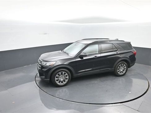 New 2026 Ford Explorer Active w/ Active Comfort Package image 23