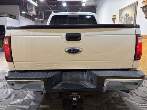 Used 2014 Ford F250 Lariat w/ Lariat Interior Package image 4
