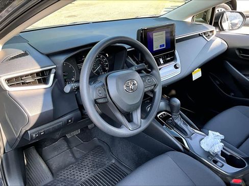Certified 2025 Toyota Corolla LE w/ LE Premium Package image 17