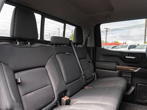 Used 2020 GMC Sierra 1500 SLE w/ X31 Off-Road Package AWD/4WD image 28