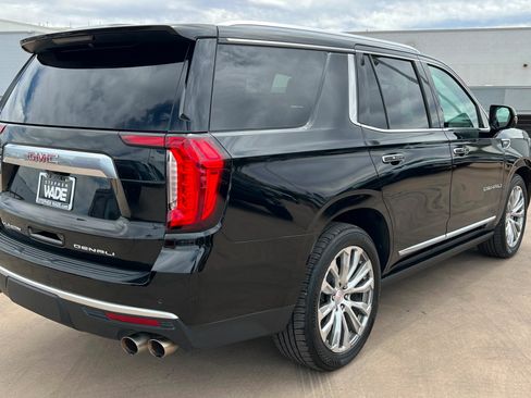 Used 2022 GMC Yukon Denali w/ Denali Premium Package AWD/4WD image 5