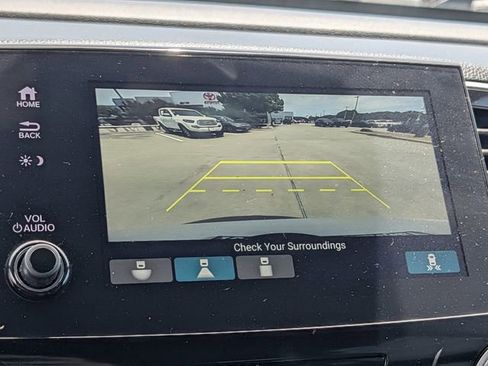 Used 2022 Honda Pilot TrailSport image 18
