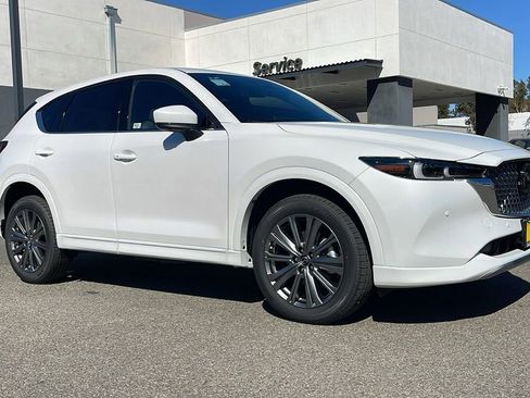 New 2025 MAZDA CX-5 Signature image 1