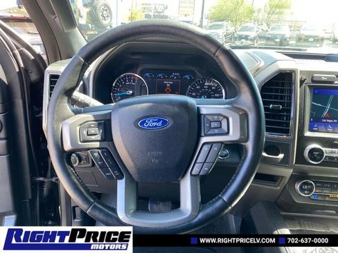 Used 2021 Ford Expedition Max XLT image 12