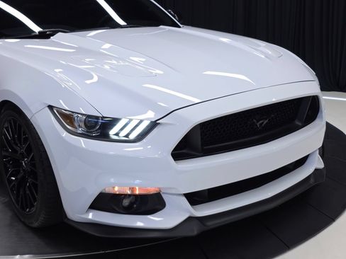 Used 2017 Ford Mustang GT Premium w/ GT Performance Package RWD image 41