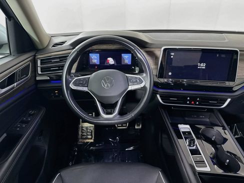 Certified 2024 Volkswagen Atlas SEL Premium R-Line AWD/4WD image 23