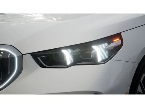 New 2026 BMW 530i image 6