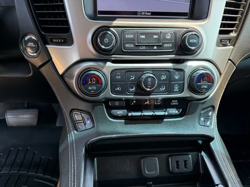 Used 2019 Chevrolet Tahoe Premier AWD/4WD image 24