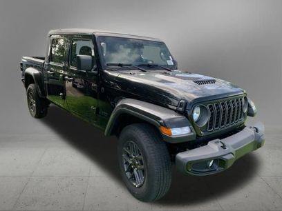 New 2025 Jeep Gladiator Sport