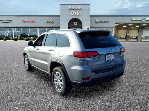 Certified 2021 Jeep Grand Cherokee Laredo AWD/4WD image 3