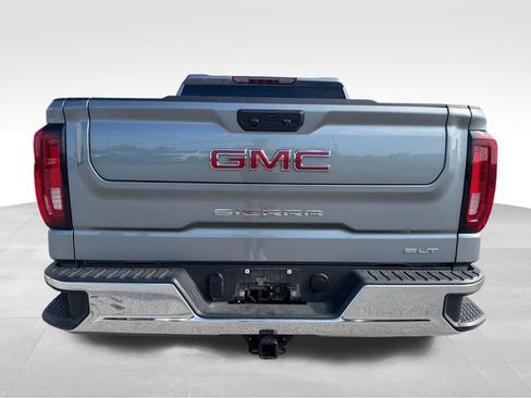 Used 2026 GMC Sierra 1500 SLT AWD/4WD image 7
