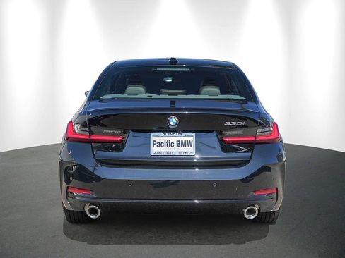 Used 2026 BMW 330i Sedan w/ Convenience Package RWD image 5