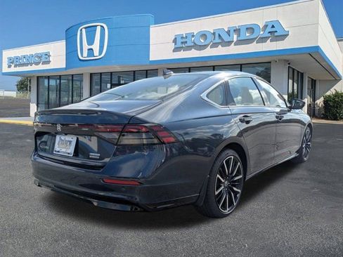 New 2026 Honda Accord Touring image 4