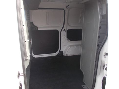 Used 2020 Nissan NV200 SV image 7