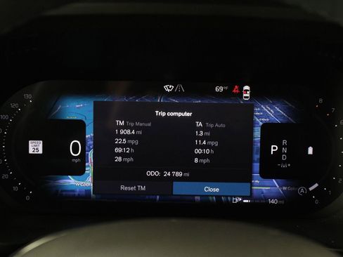 Certified 2023 Volvo XC60 B5 Ultimate AWD/4WD image 12