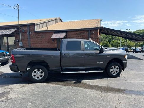 Used 2024 RAM 2500 Big Horn w/ Towing Technology Group AWD/4WD image 5