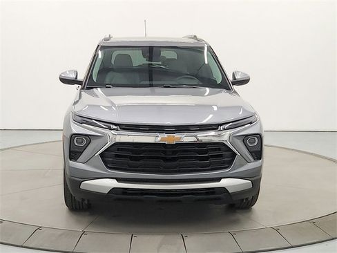 New 2026 Chevrolet TrailBlazer LT w/ Driver Confidence Package image 2