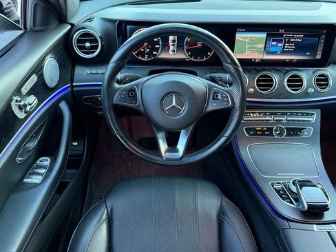 Used 2018 Mercedes-Benz E 300 E 300 image 7