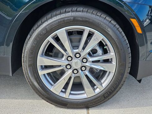 New 2026 Cadillac XT5 Premium Luxury w/ Driver Assist Package AWD/4WD image 9