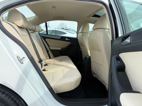 Used 2018 Volkswagen Jetta SE image 20