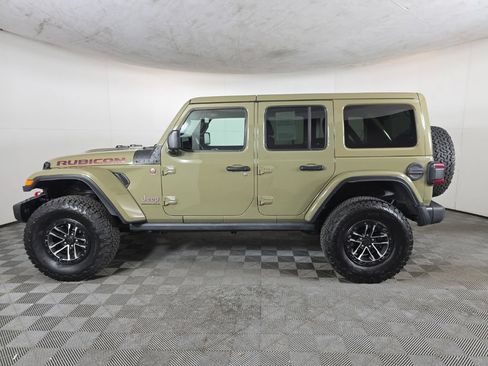 Certified 2025 Jeep Wrangler Unlimited Rubicon AWD/4WD image 9