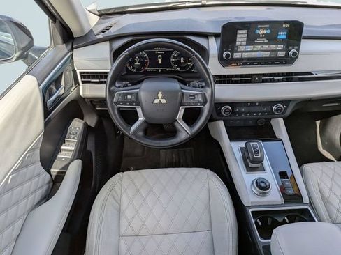 Used 2022 Mitsubishi Outlander SEL FWD image 15