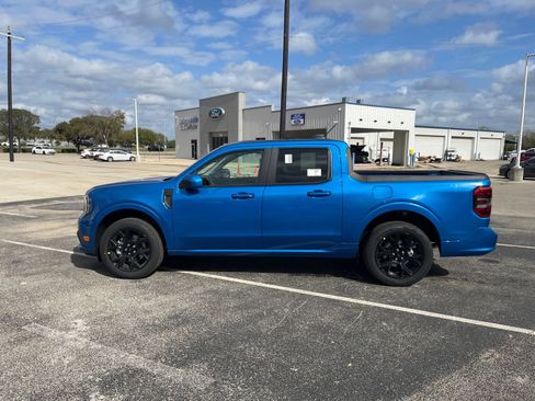 New 2026 Ford Maverick Lobo AWD/4WD image 2