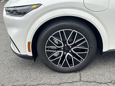 New 2025 Ford Mustang Mach-E Premium image 33