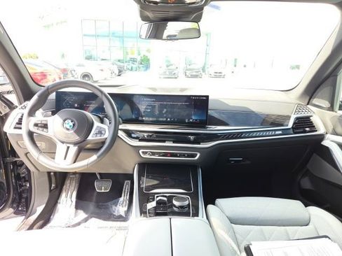 Used 2025 BMW X5 M60i w/ Climate Comfort Package AWD/4WD image 27