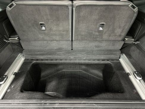 Used 2024 Rivian R1S Adventure image 26