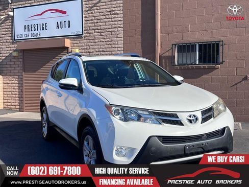 Used 2014 Toyota RAV4 XLE FWD image 1