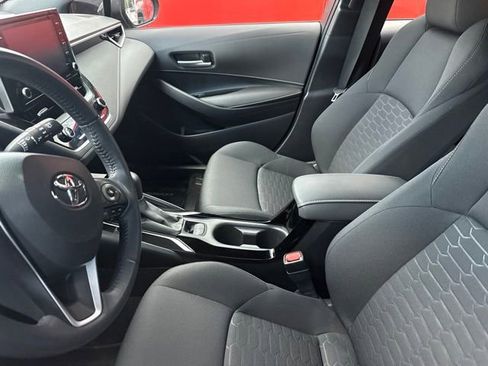 Used 2020 Toyota Corolla SE w/ Carpet Mat Package FWD image 3
