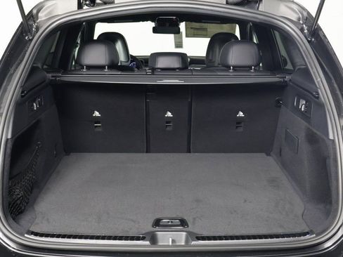 New 2026 Mercedes-Benz GLC 300 image 8