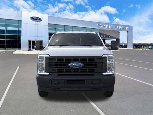 Used 2023 Ford F250 XL image 6