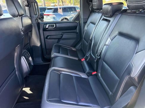 Certified 2025 Ford Bronco Outer Banks image 11