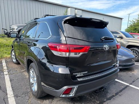 Used 2018 Toyota Highlander Limited w/ Protection Package #3 AWD/4WD image 7