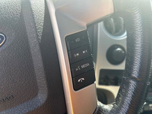 Used 2011 Ford F150 Platinum image 19