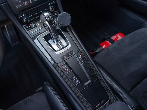 Used 2018 Porsche 911 GT2 RS RWD image 23