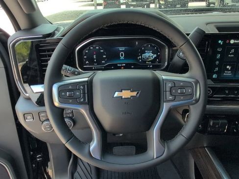 New 2025 Chevrolet Silverado 3500 LT w/ Texas Edition image 18