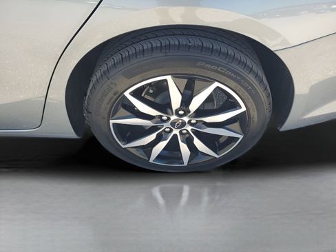 Used 2025 Chevrolet Malibu RS image 19