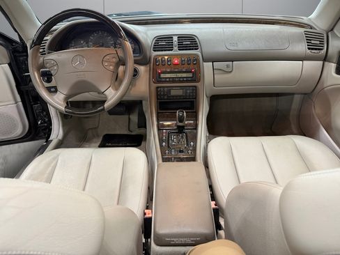 Used 2002 Mercedes-Benz CLK 430 Cabriolet image 12
