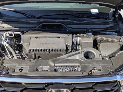 New 2025 Honda Pilot Touring image 17