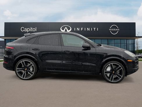 Used 2021 Porsche Cayenne Turbo w/ Premium Package Plus (PI3) image 4